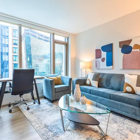 Gorgeous Apt With Pool Views - Alx-1118